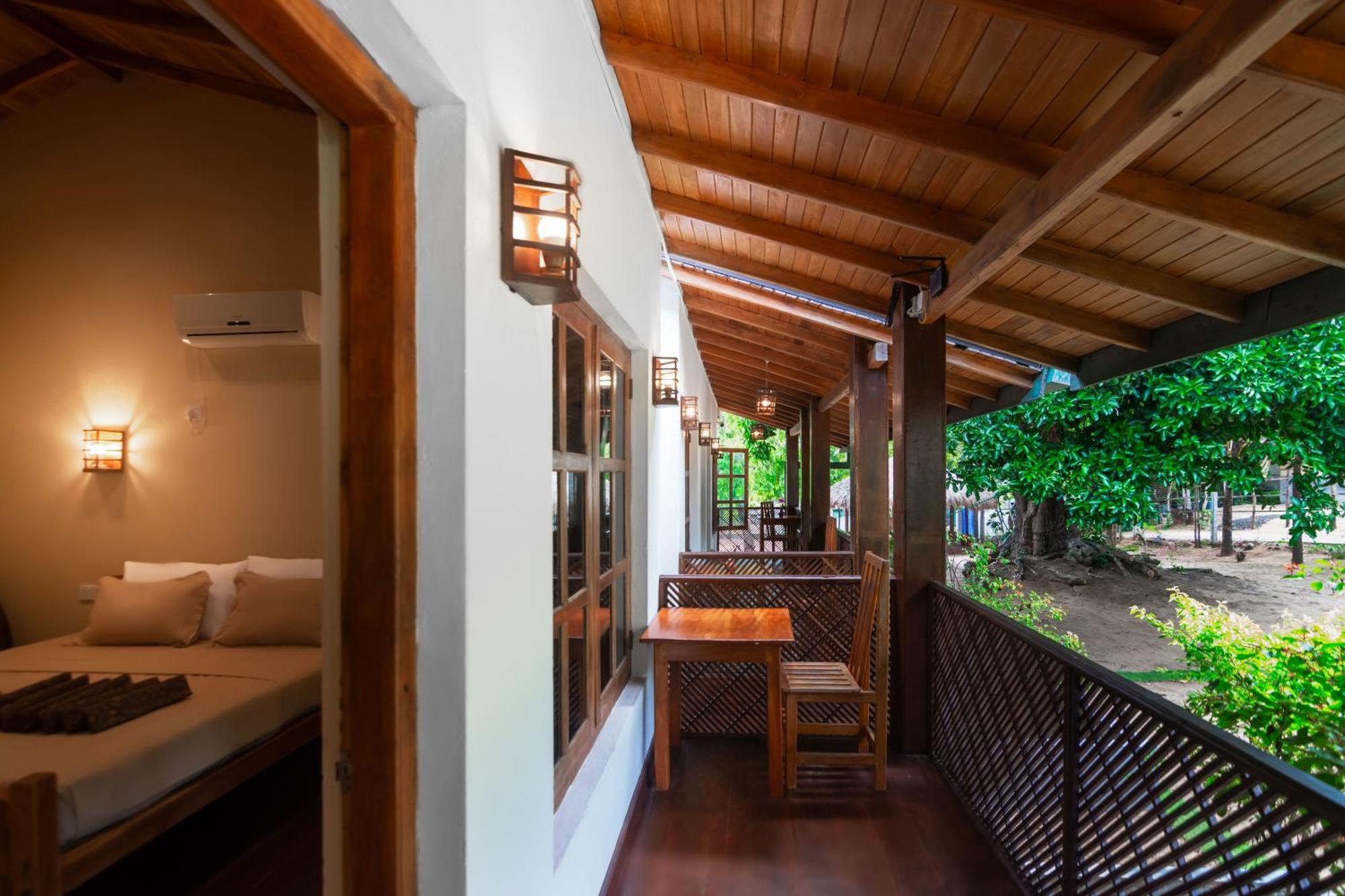 Hotel Arugambay Coco Bay Arugam Bay Habitación foto