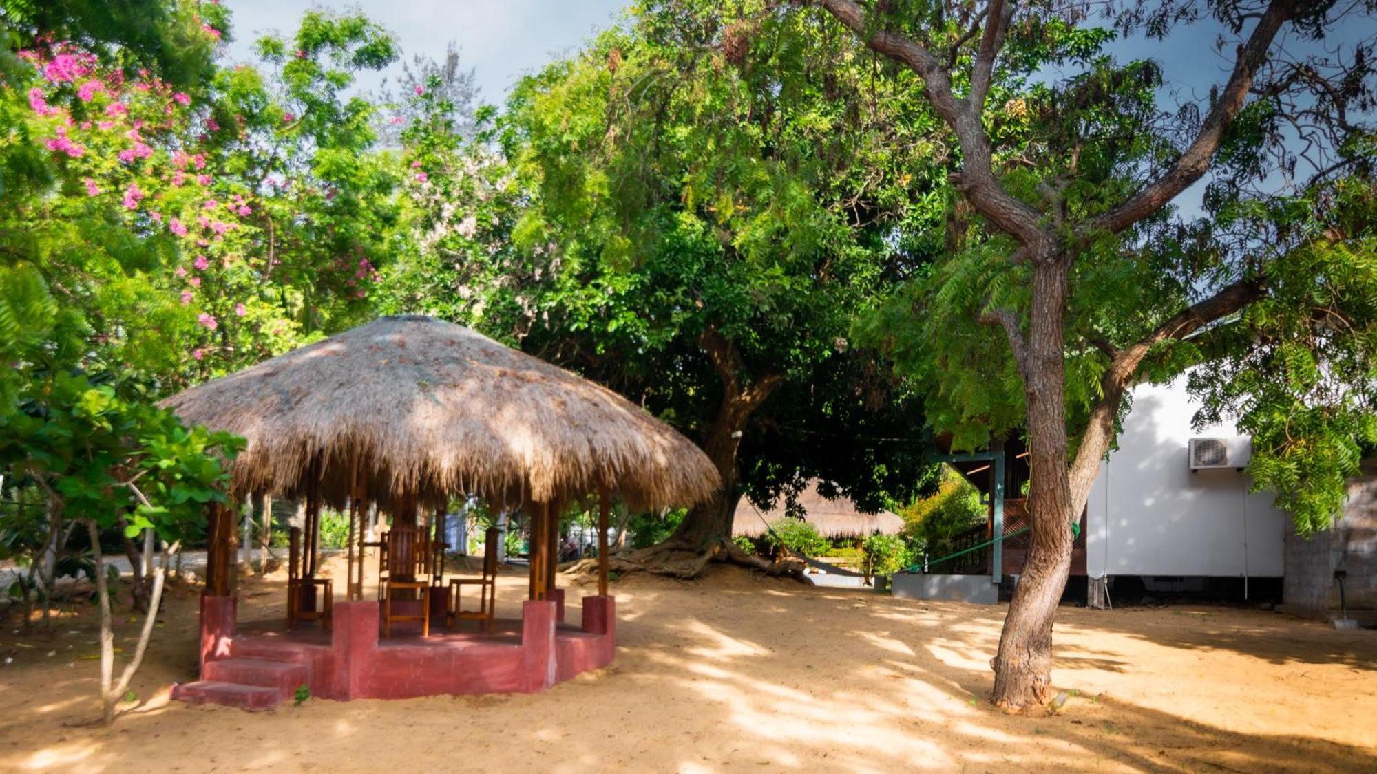 Hotel Arugambay Coco Bay Arugam Bay Exterior foto